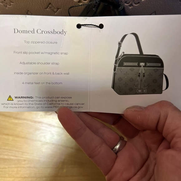 đź–¤NWT-Adrienne Vittadini Marsellies Signature Collection Domed Crossbodyđź–¤ - Picture 9 of 9